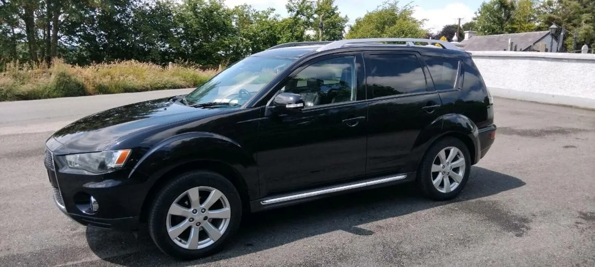 Mitsubishi outlander 7 seter New NCT - Image 4