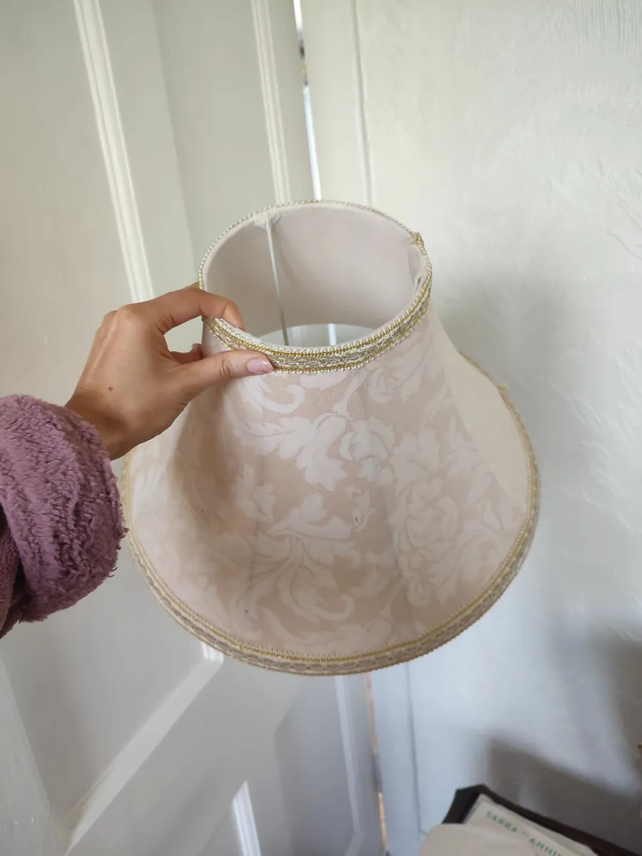 Vintage lampshade - Image 1
