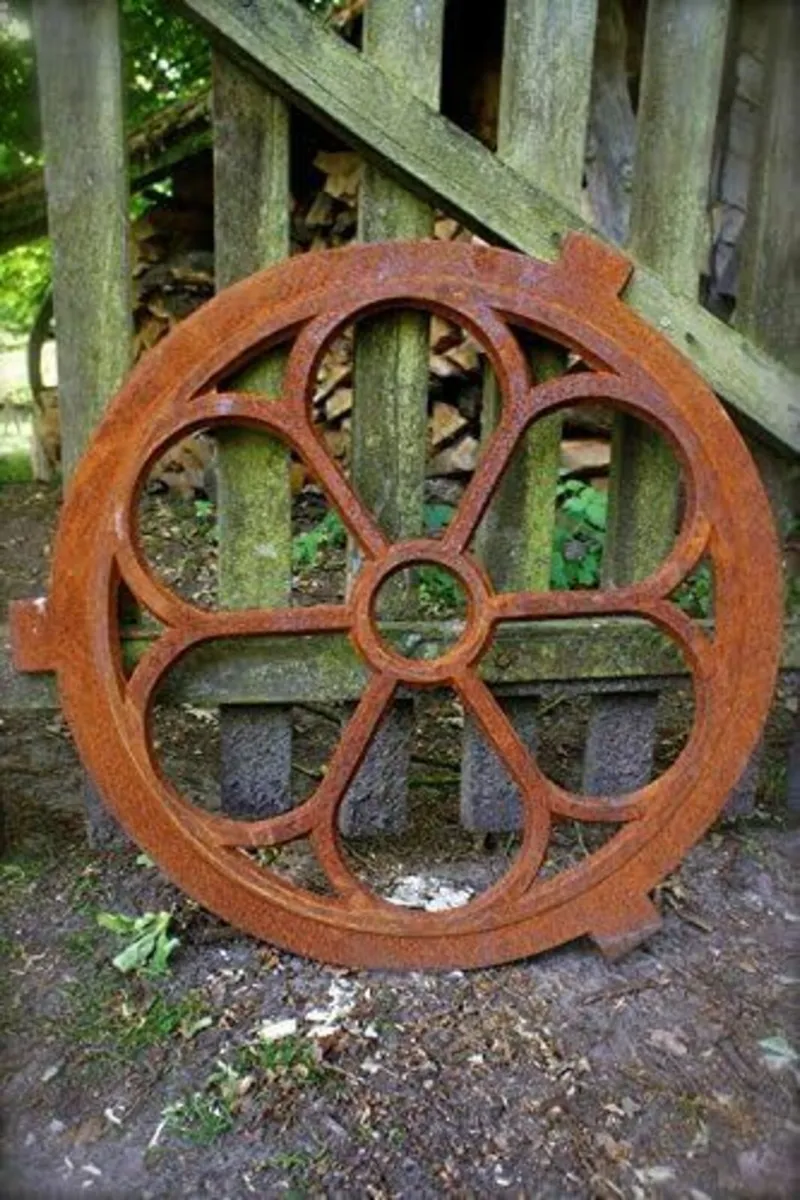 Round Iron Window, Former Gable Window Stable Wind - Image 1