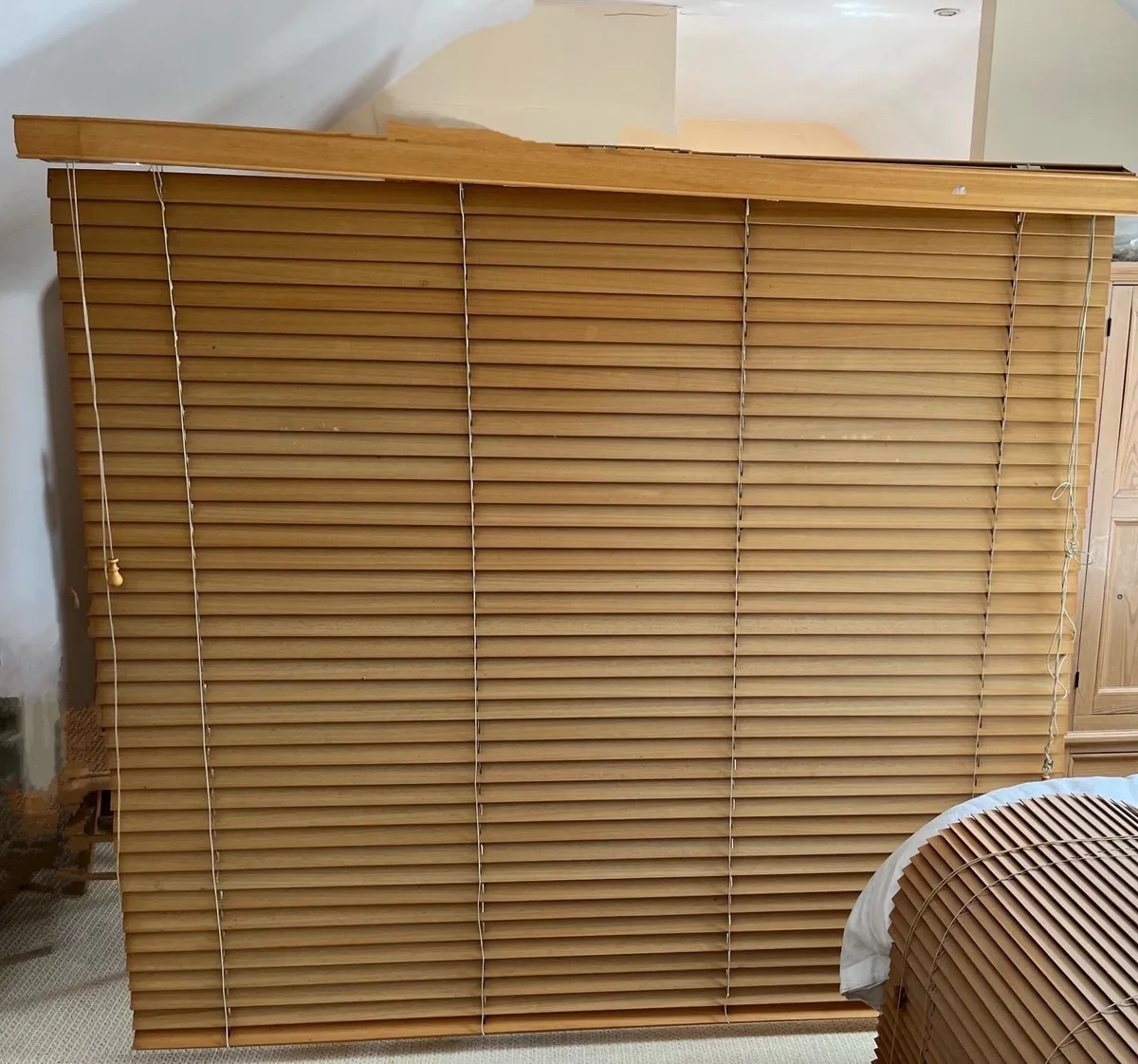 Pine Wooden Blinds - Image 4