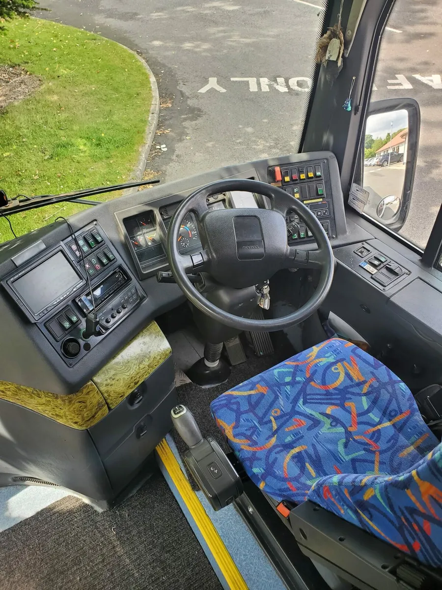 Volvo  2006 - Image 4