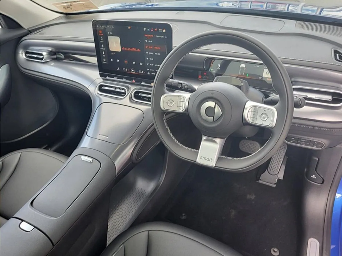 Smart #1  1 Hx11 PRO Plus Auto  (panoramic Sunroo - Image 2