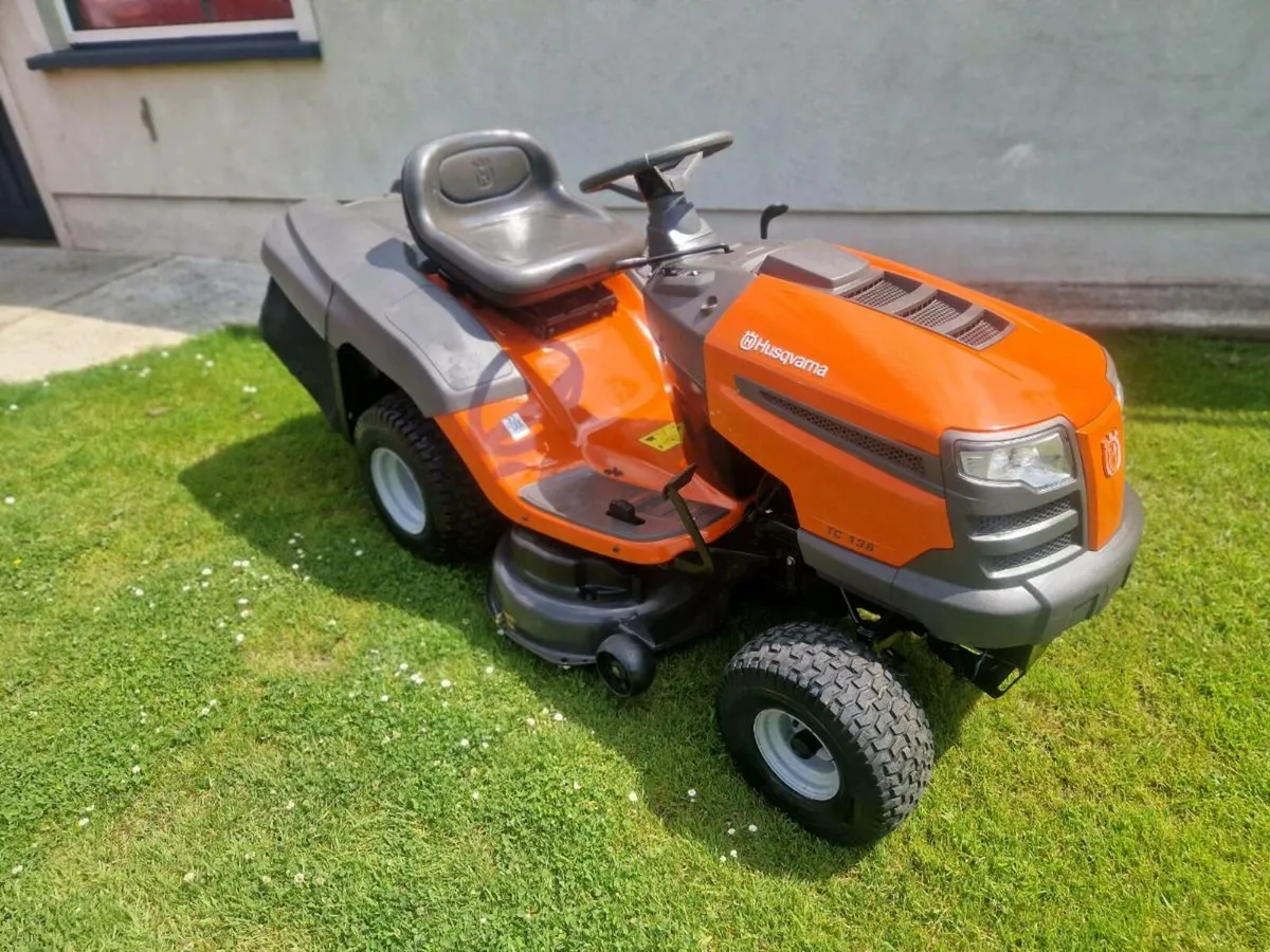 Husquvana lawnmower for sale - Image 1