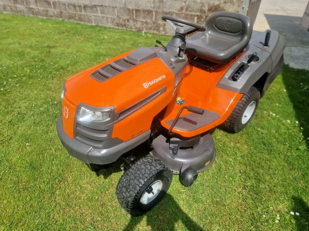 Husquvana lawnmower for sale - Image 2