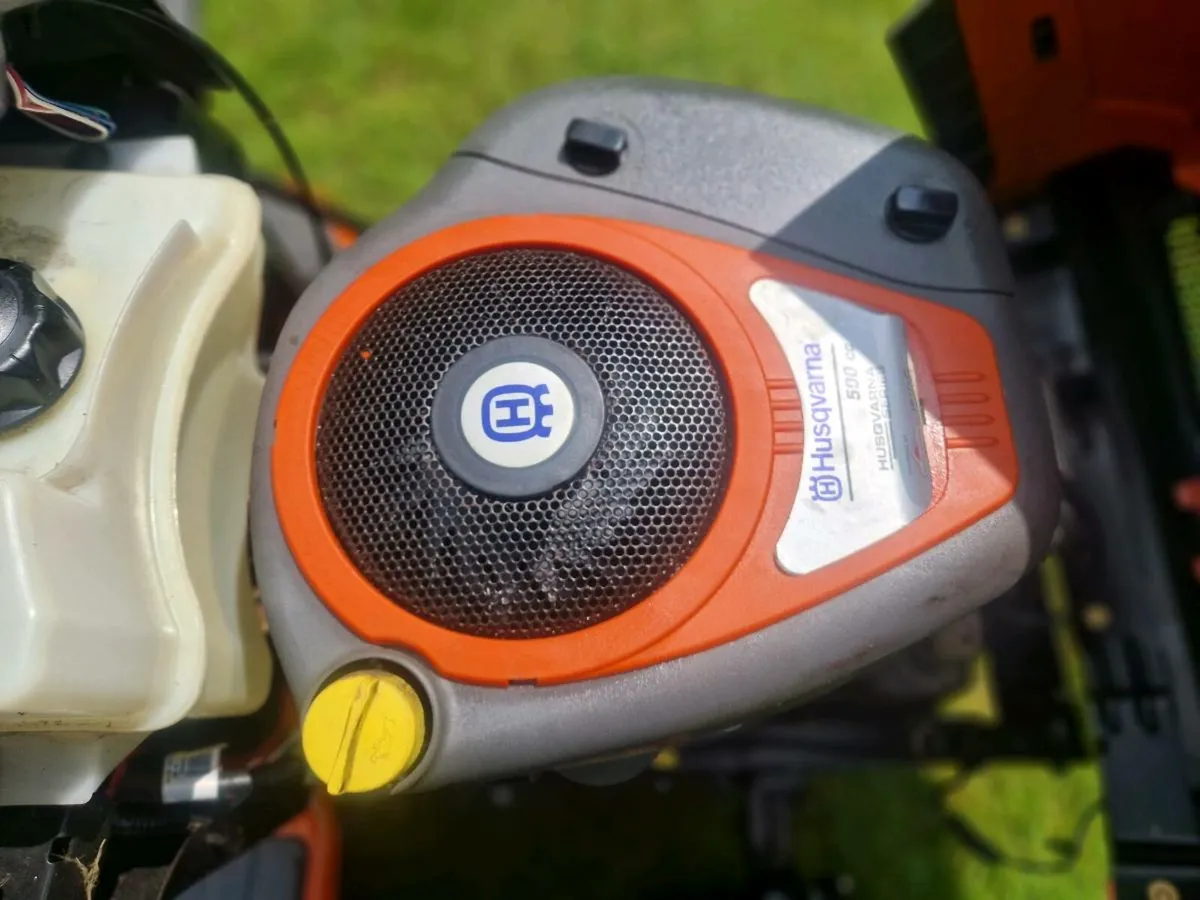Husquvana lawnmower for sale - Image 3