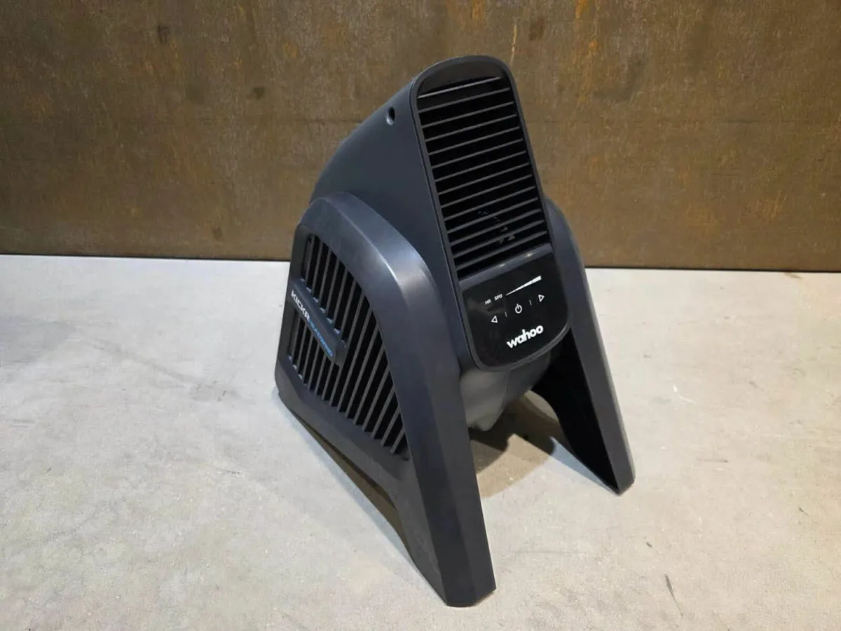 WAHOO KICKR HEADWIND BLUETOOTH FAN - Image 3
