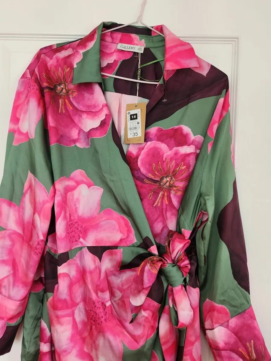 Brand new dresses - Image 2