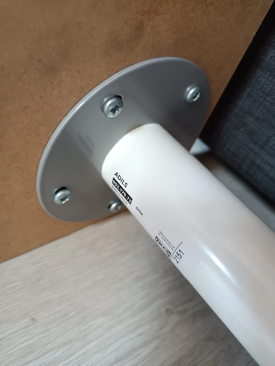 Table from IKEA (LINNMON / ADILS) - Image 4