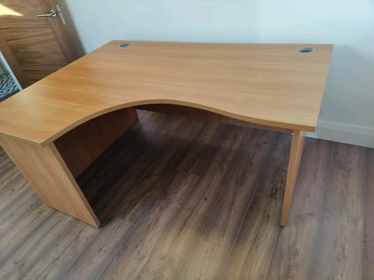 Office Desk - Image 1