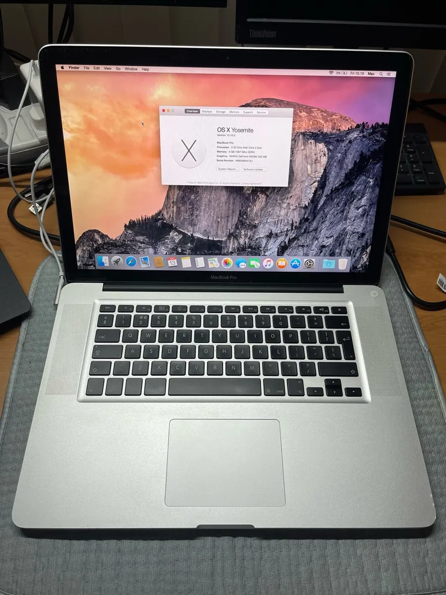 MacBook Pro 15 - Image 1