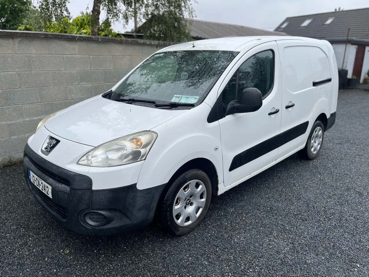 2012 Peugeot Partner - 5 Seats - Image 3
