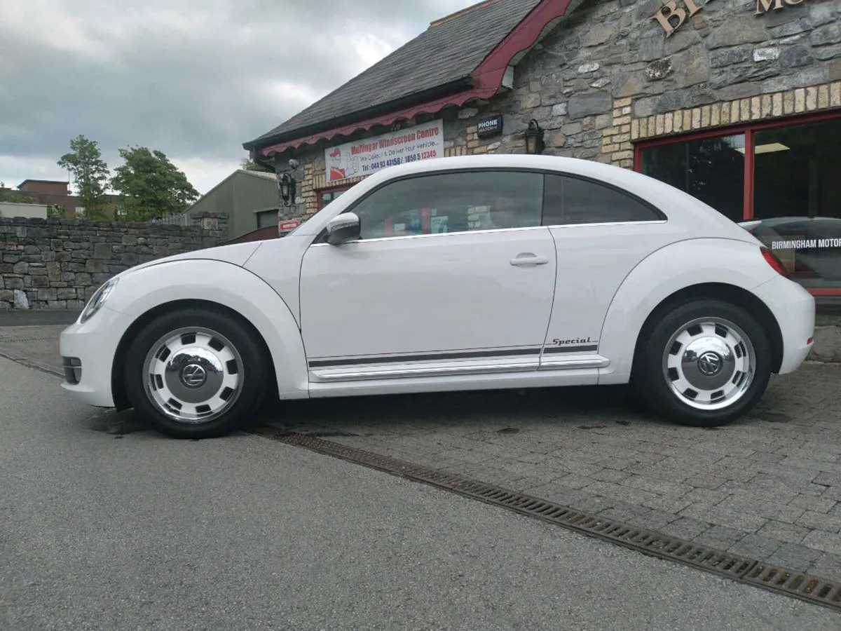 VOLKSWAGEN BETTLE 1.4 AUTOMATIC - Image 3