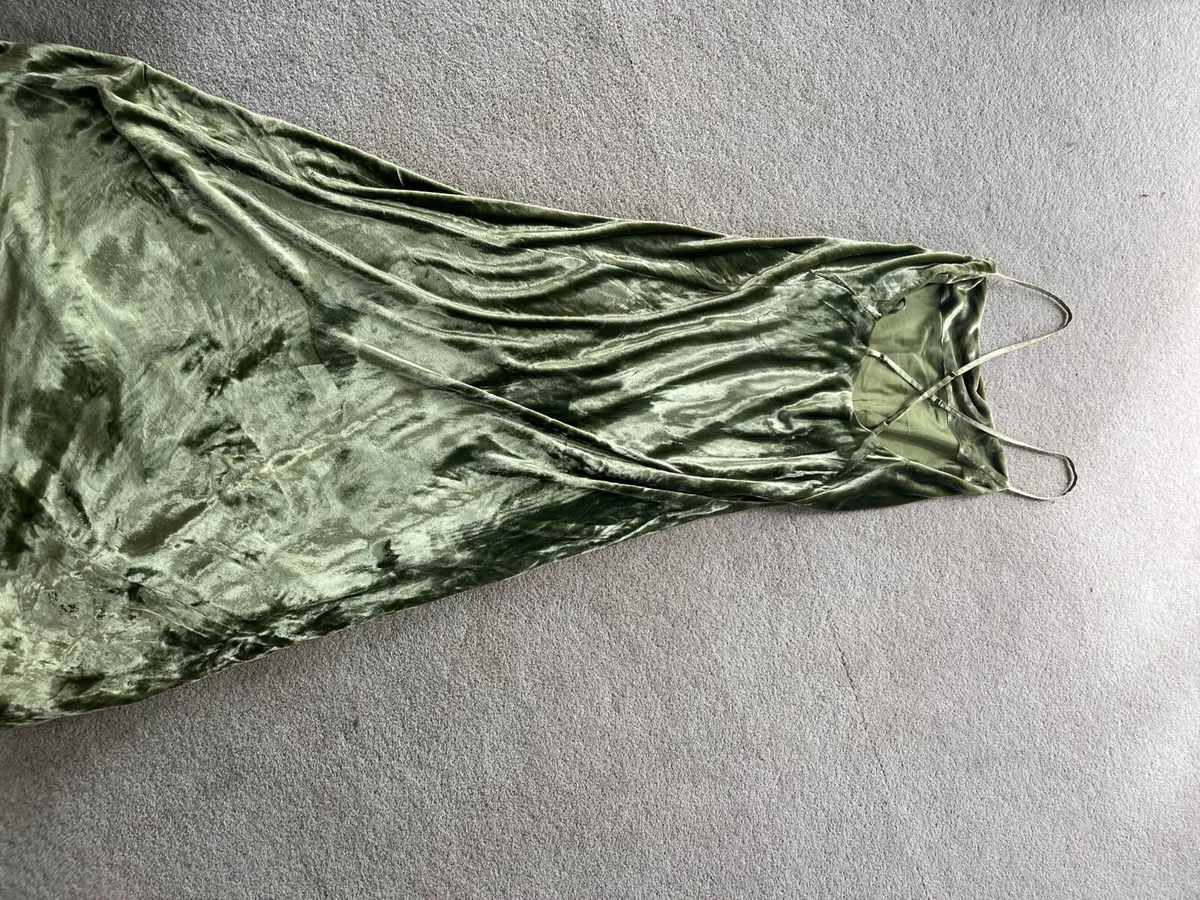 Deb’s dress - Image 2