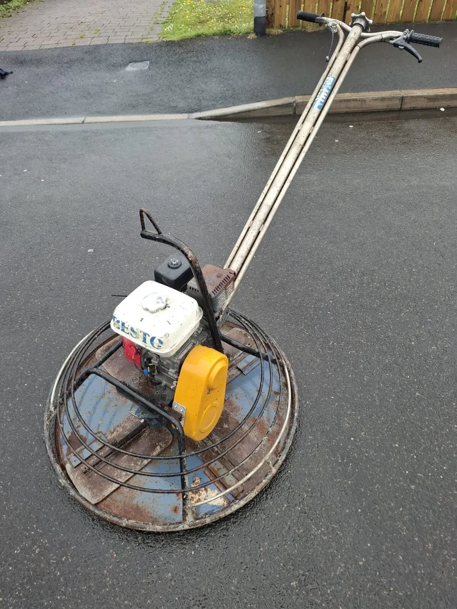 Besto 36” petrol powerfloat Honda engine and pan - Image 1