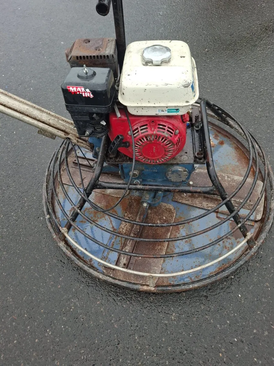 Besto 36” petrol powerfloat Honda engine and pan - Image 4