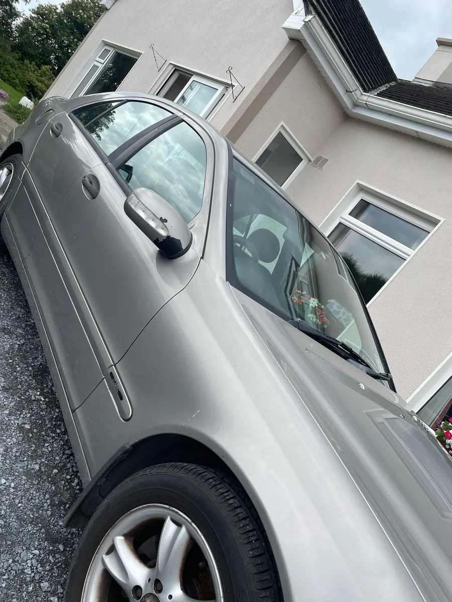 Mercedes C Class 2004 - Image 3