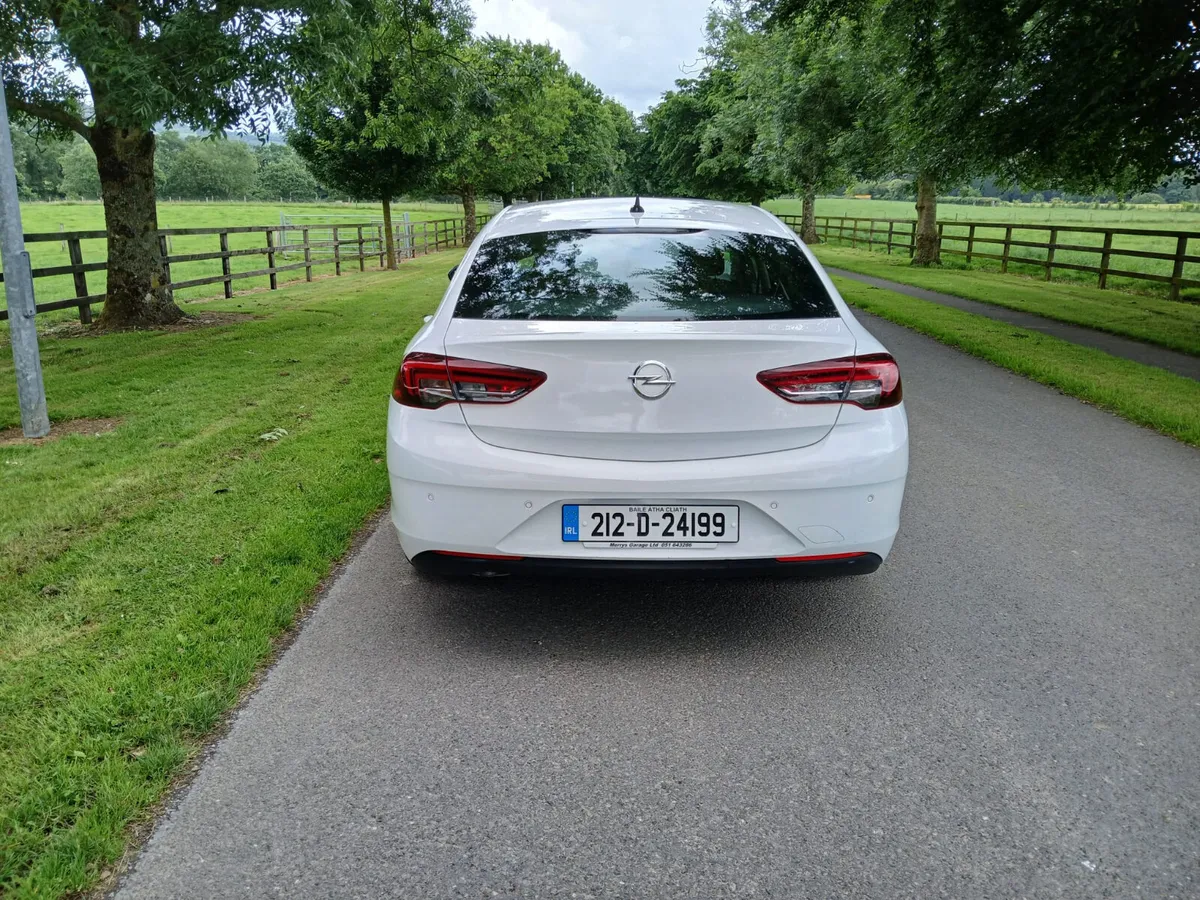 ~Opel Insignia- 2021~ - Image 3