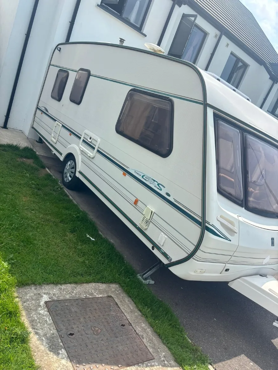 Caravan - Image 2