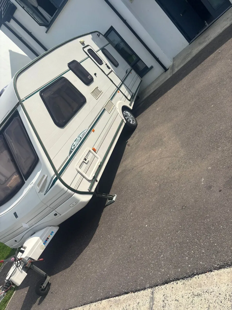Caravan - Image 3