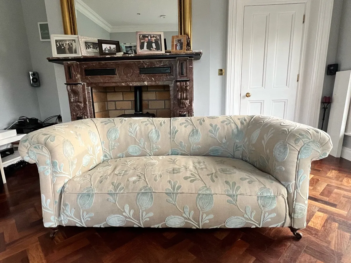 Chesterfield Couch - Image 2