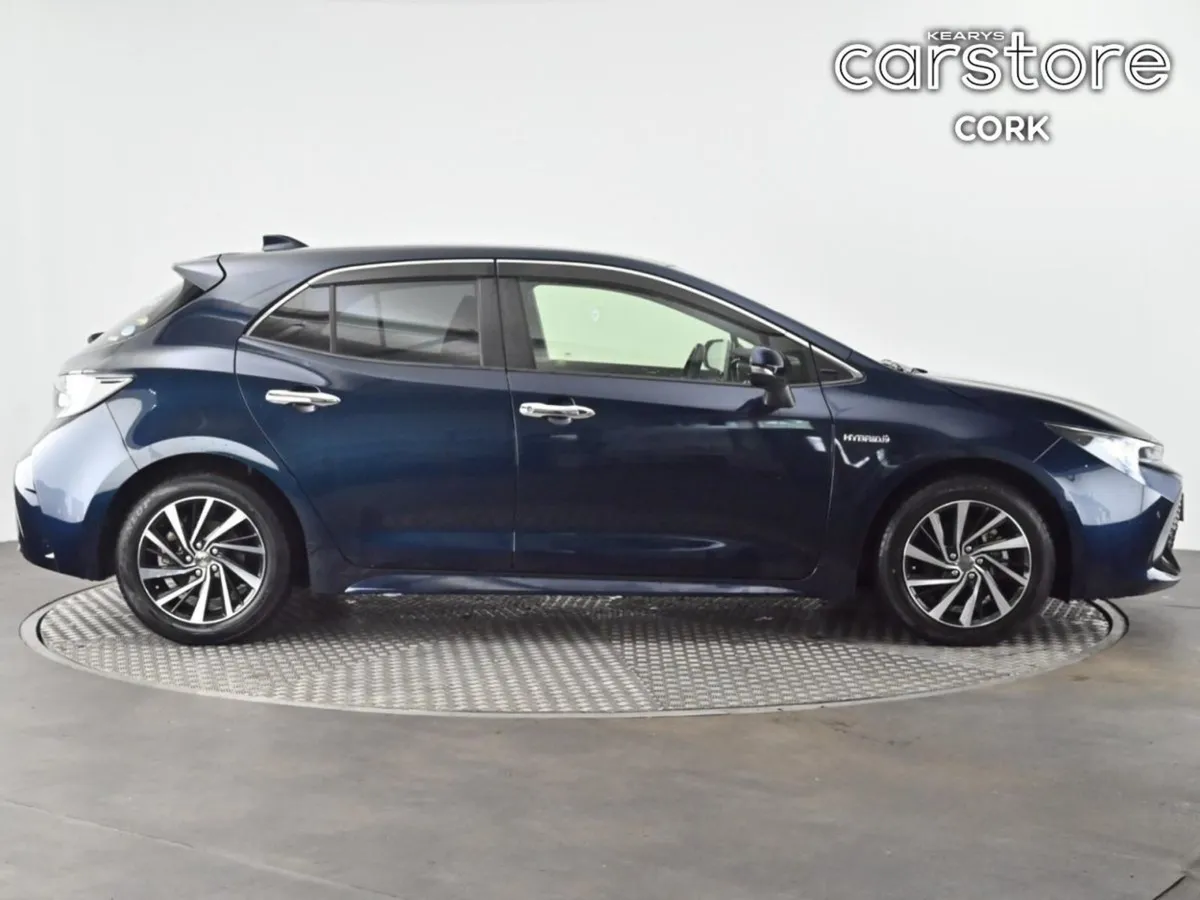Toyota Corolla 1.8 Hybrid Auto - Image 3