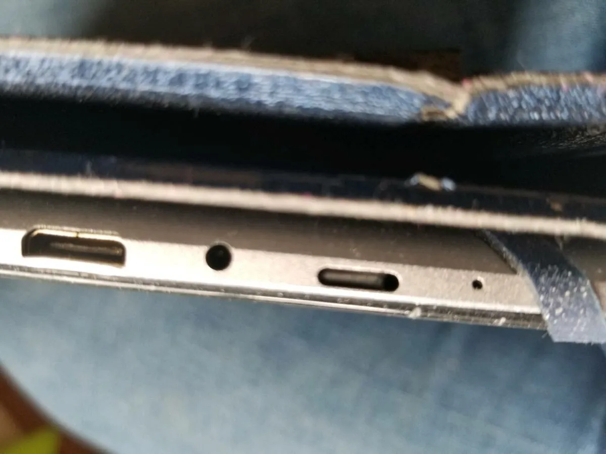 SPC laptop..read add - Image 2