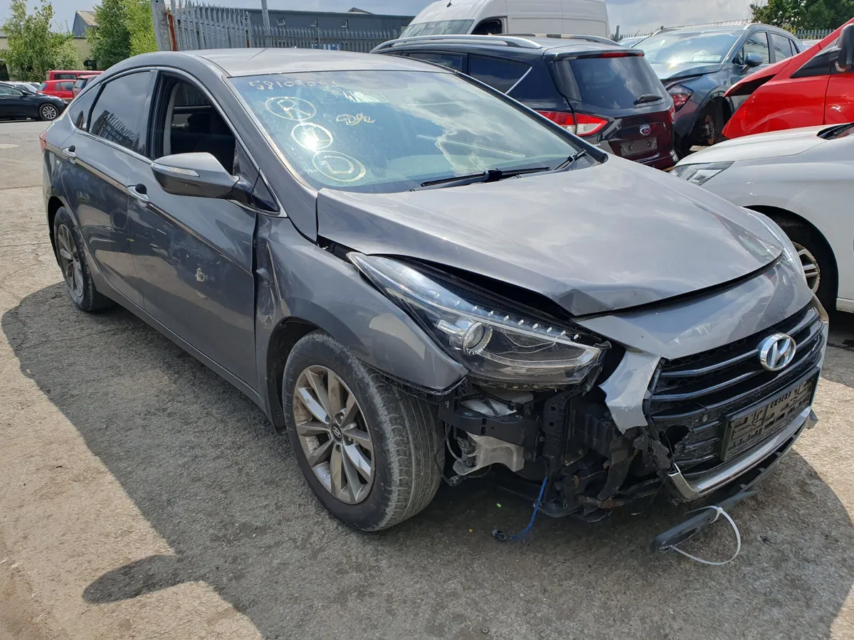 17 HYUNDAI I40 1.7 CRDI (D4FDF) FOR BREAKING - Image 2