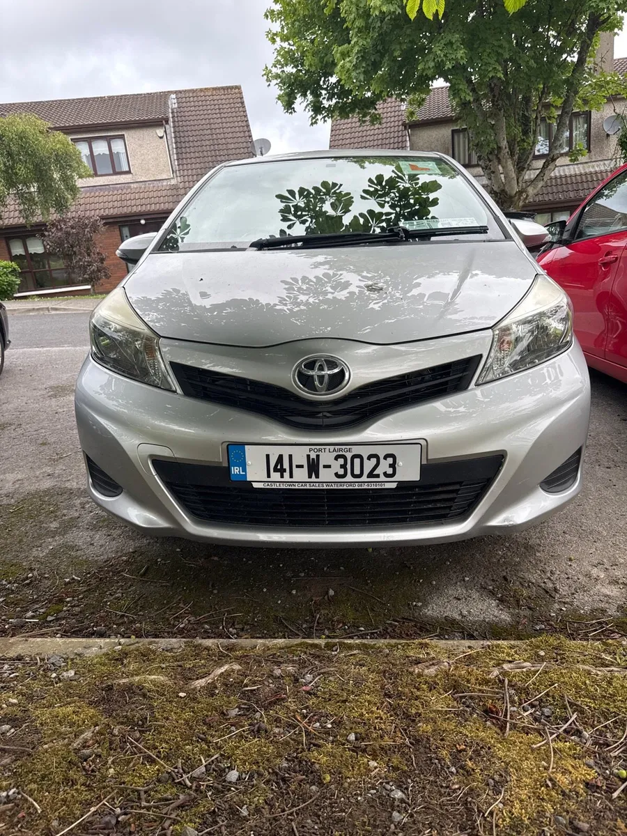 Low Milage Toyota Yaris 1.3 Automatic ,2014 - Image 1