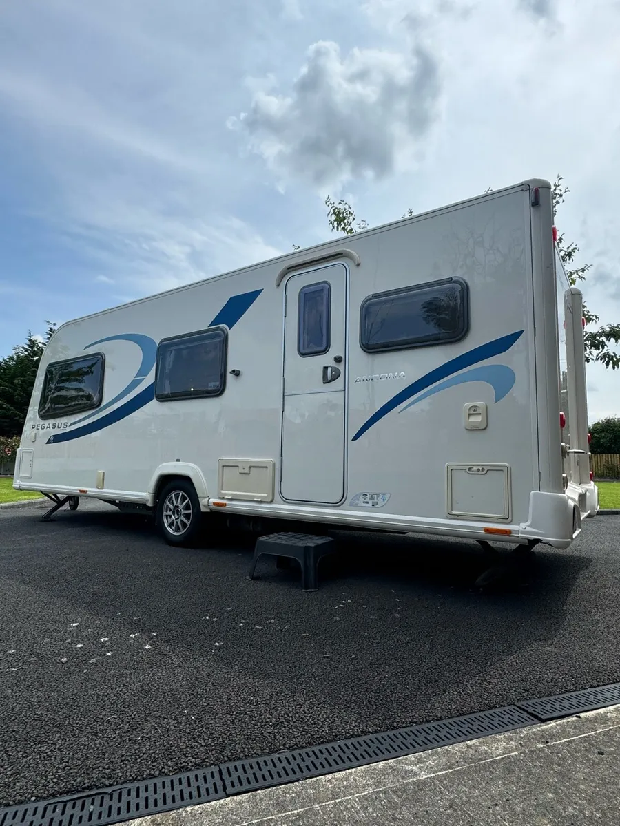 2012 6 Berth Triple Bunk Air Awning & Movers*Video - Image 4