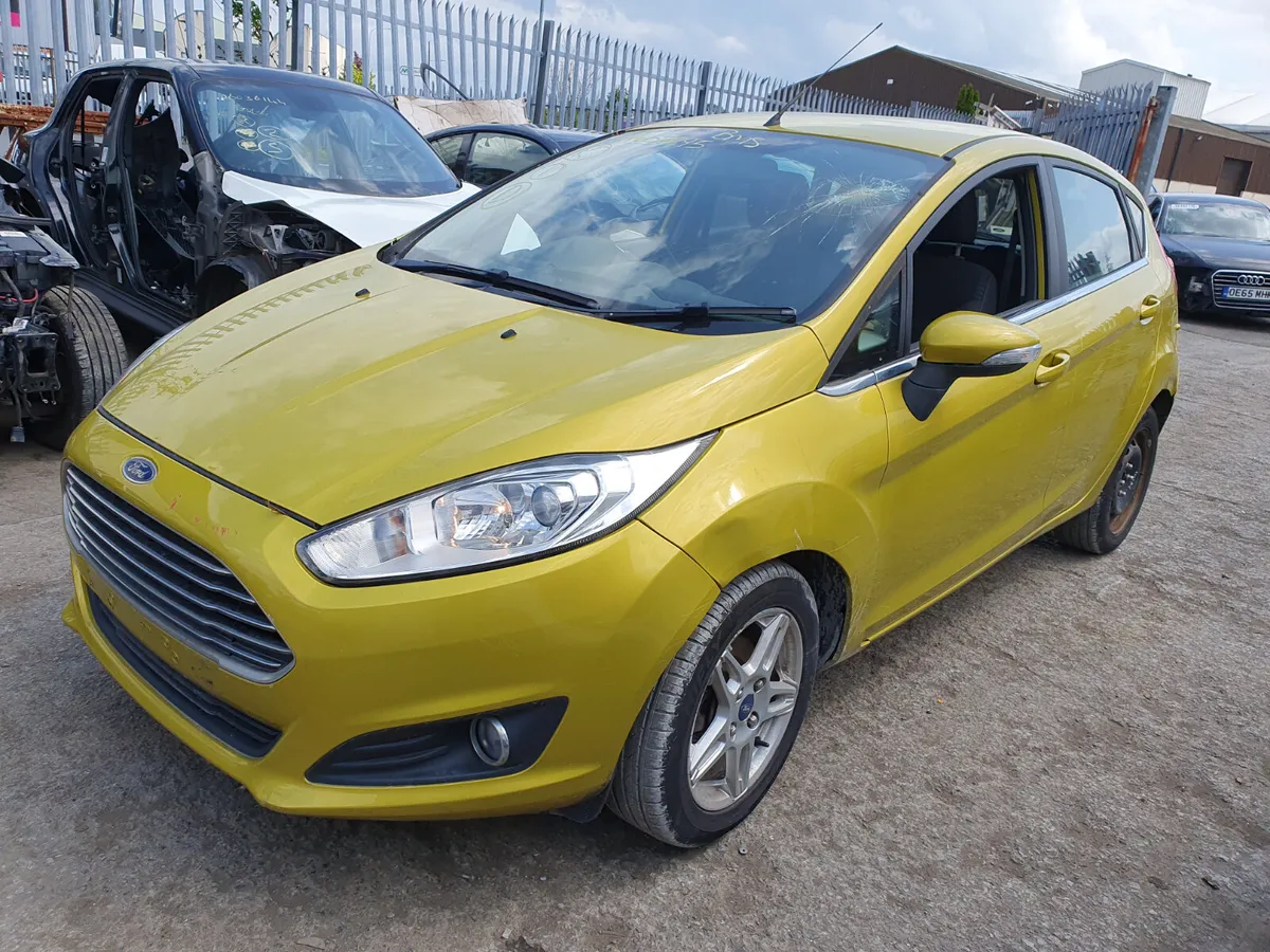 13 FORD FIESTA  1.0 P  FOR BREAKING - Image 2