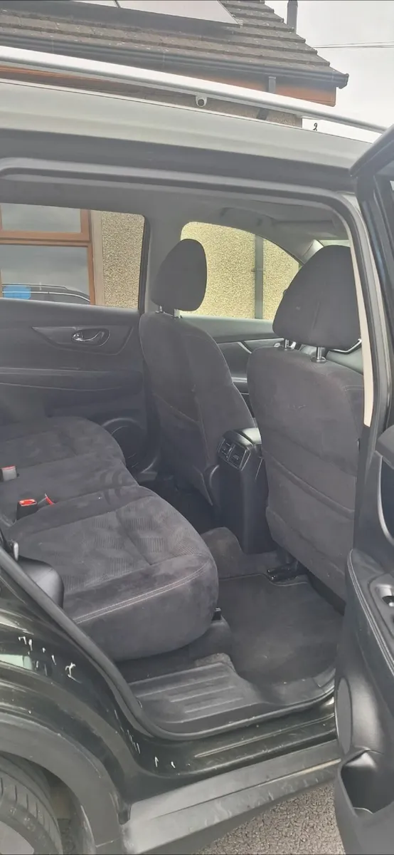 Nissan X-Trail 2016 - Image 2