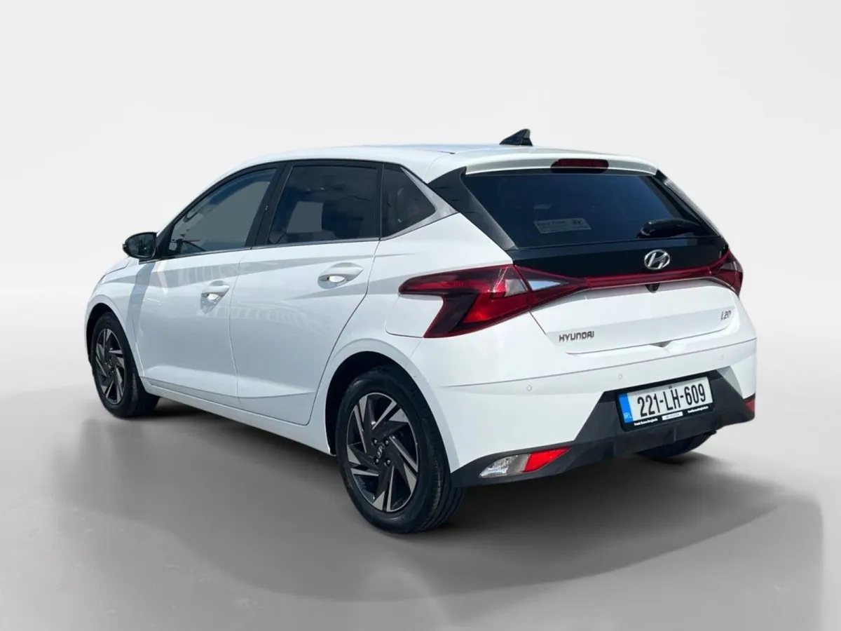 Hyundai i20 1.2 Deluxe Plus - Image 4