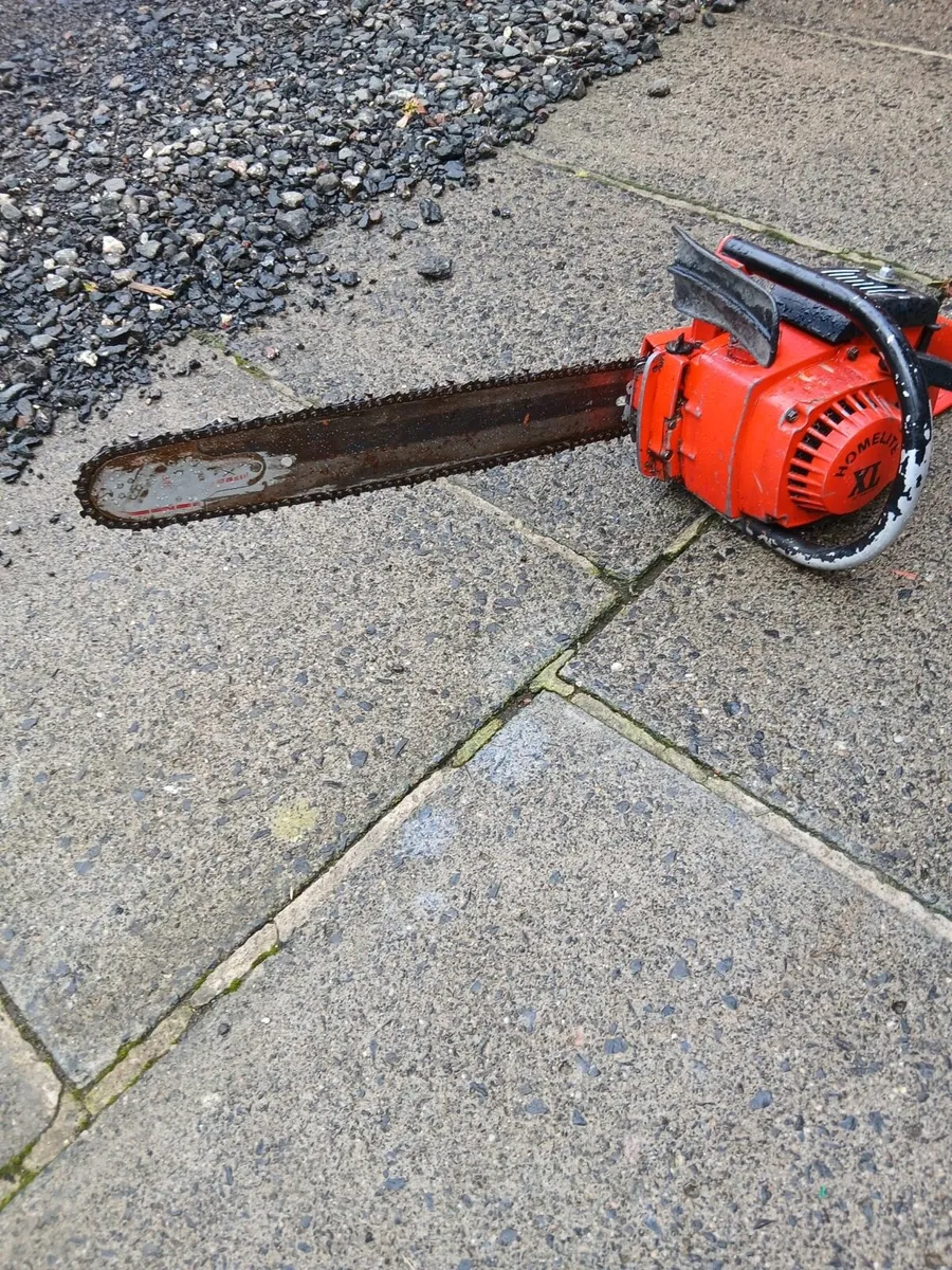 Homelite 22” petrol chainsaw - Image 1