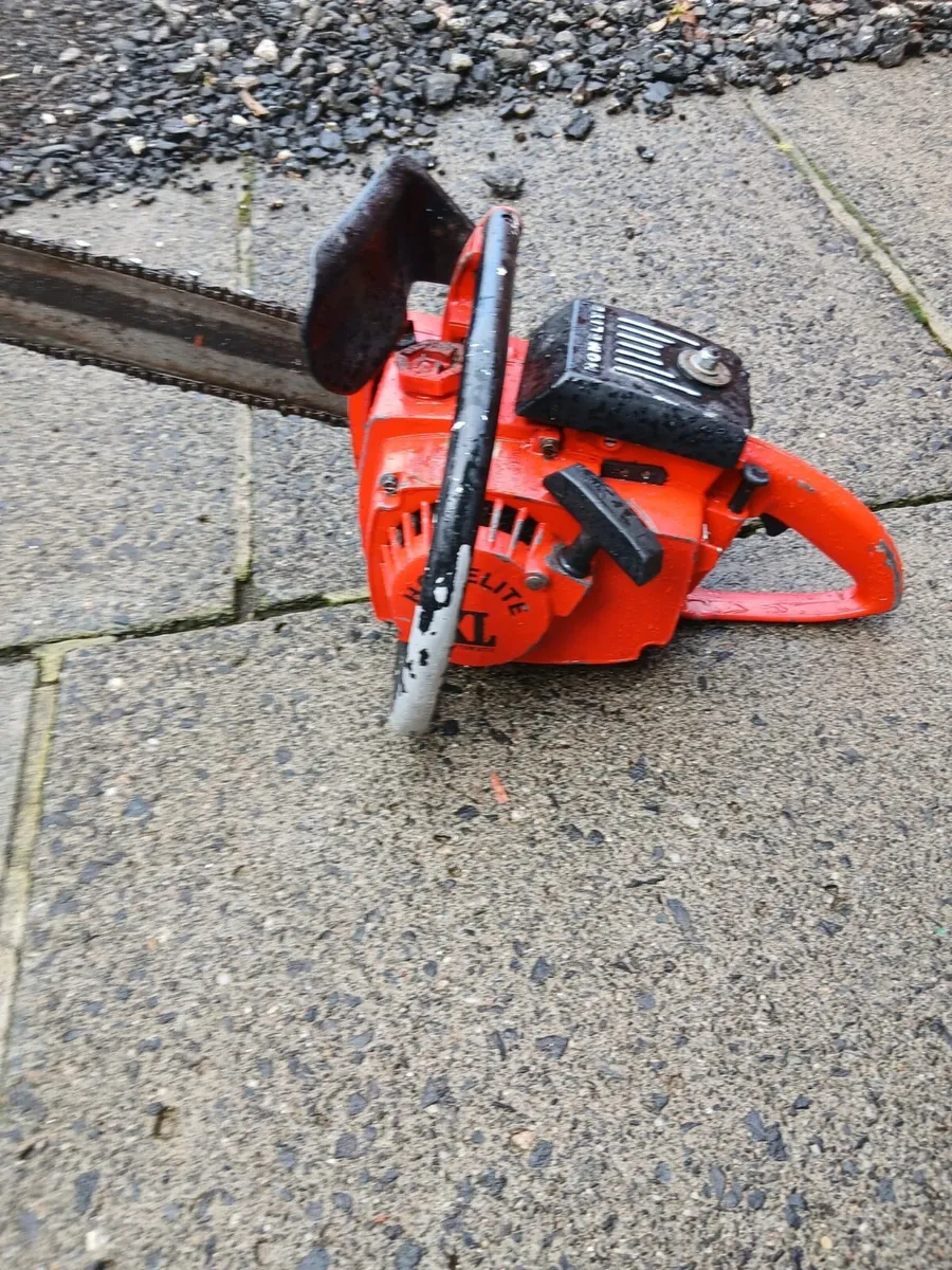 Homelite 22” petrol chainsaw - Image 2