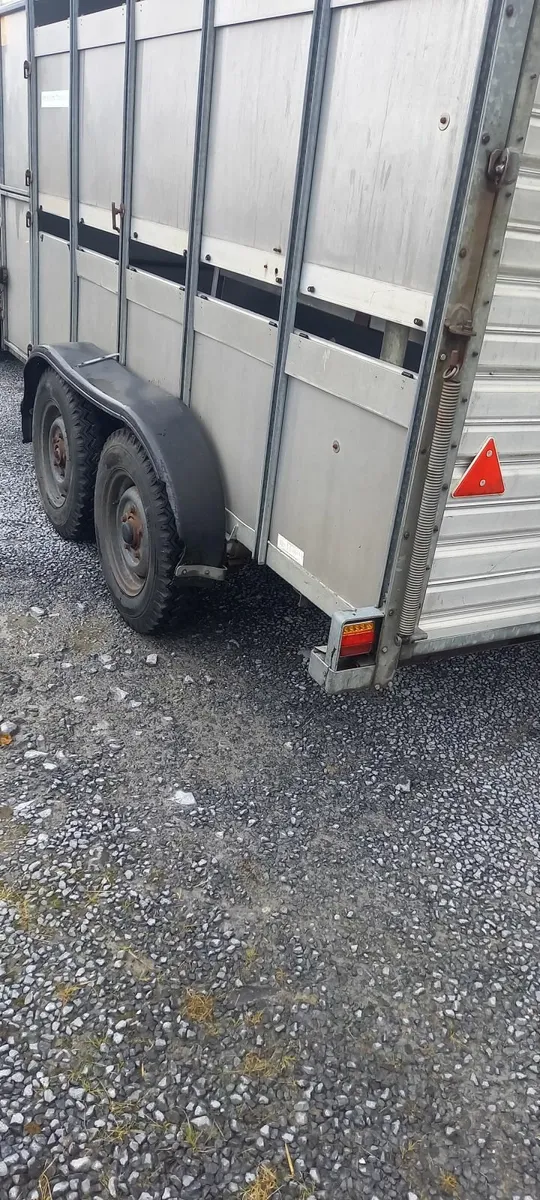 Livestock trailer - Image 2