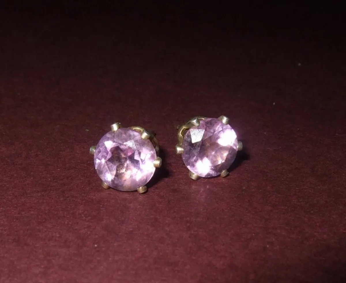 Vintage  Silver Lavender Sapphire Solitaires - Image 2