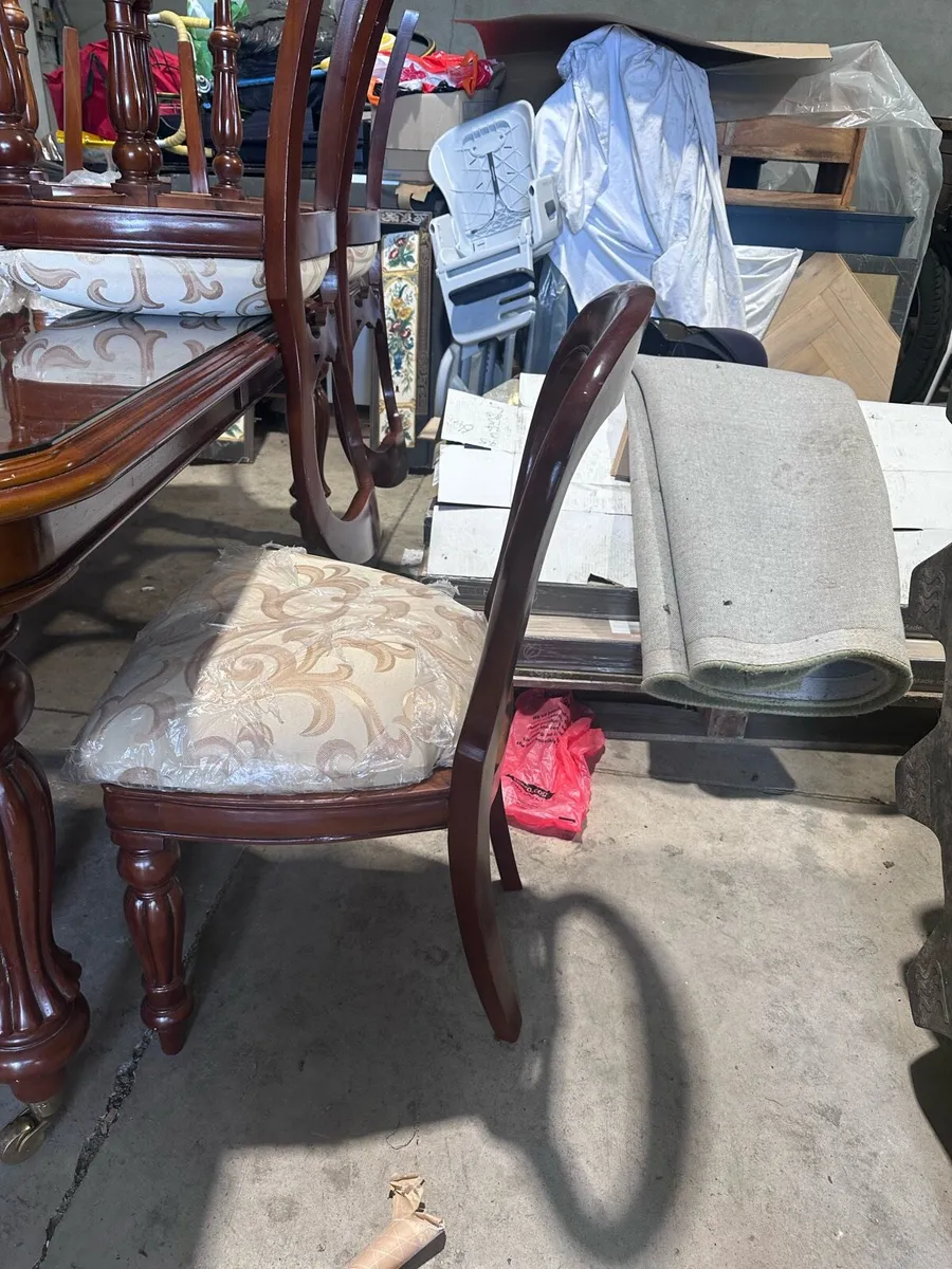 Beautiful Mahogany Victorian Dining Table Set - Image 3