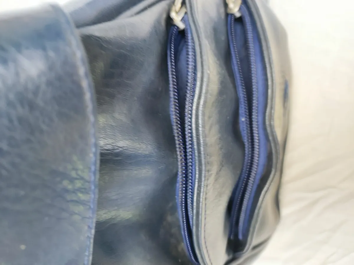 Chic & Versatile MICK GWEND PARIS Backpack - Image 1