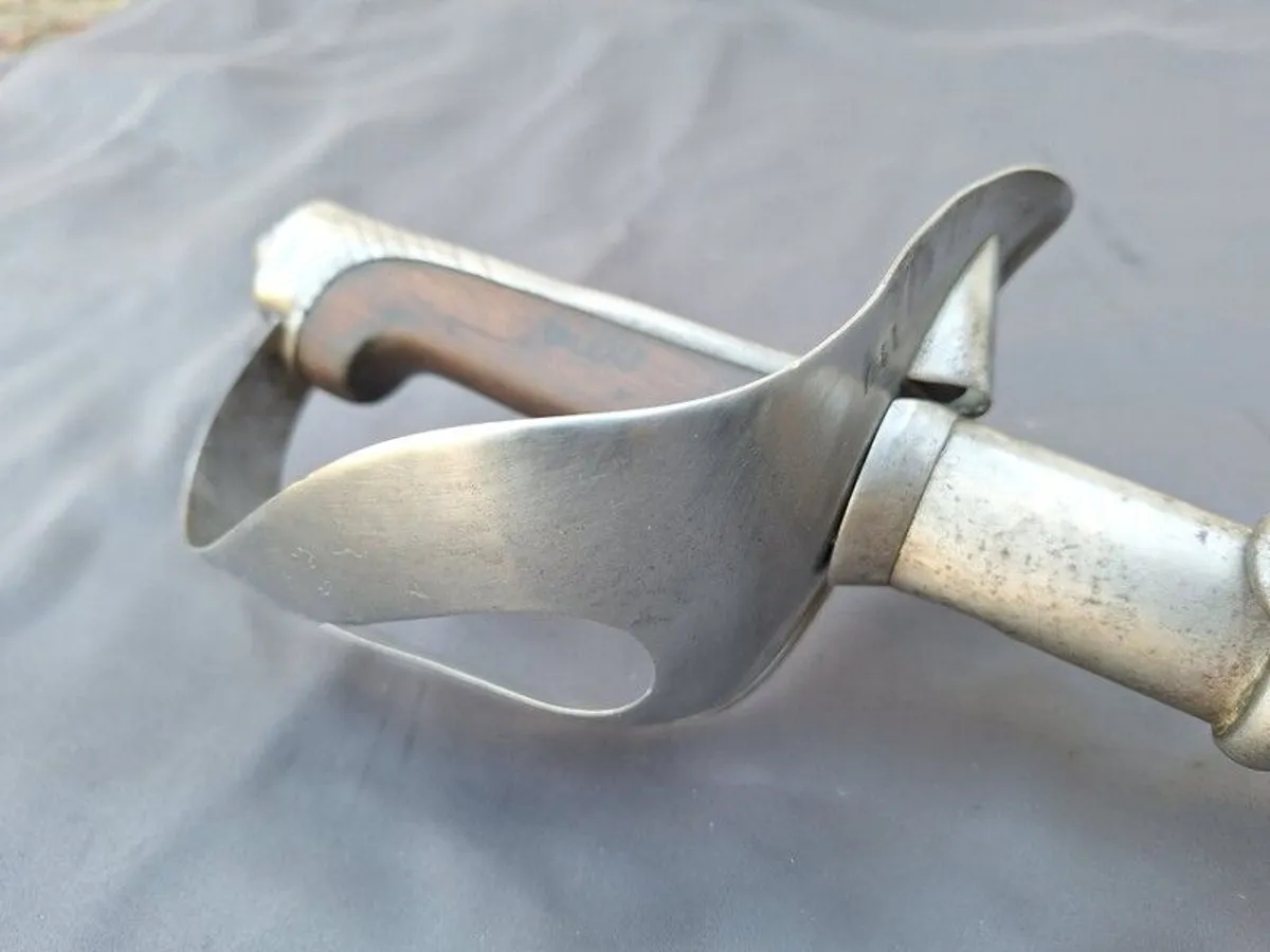 Antique cavalry sword - Image 1