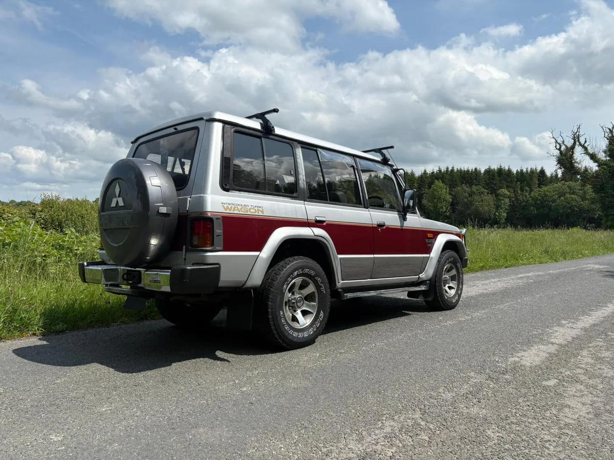 1991 Mitsubishi Pajero MK1 LWB - Image 3