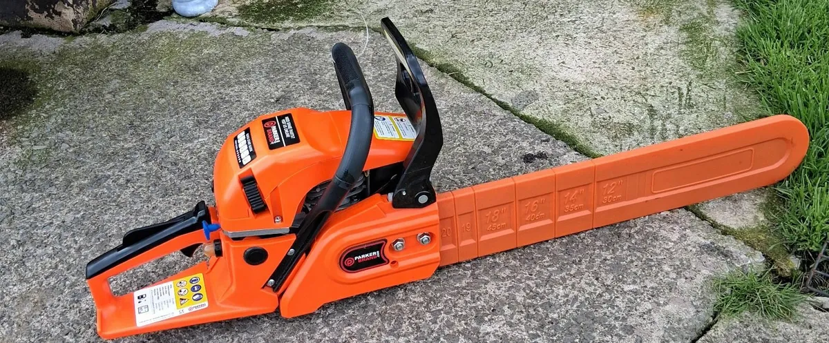 Chainsaw petrol - Image 1