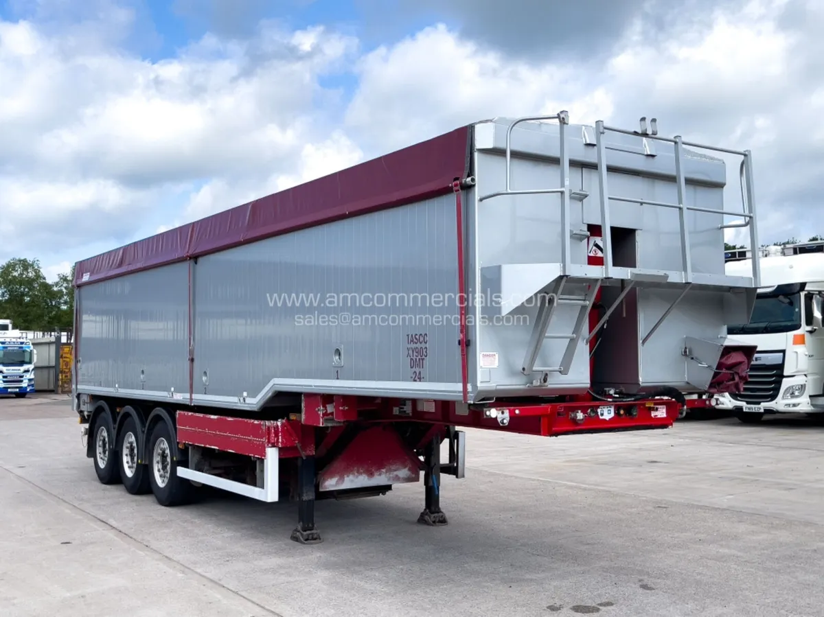 2015 PRIDEN TRIAXLE BLOWING TIPPING TRAILER - Image 1