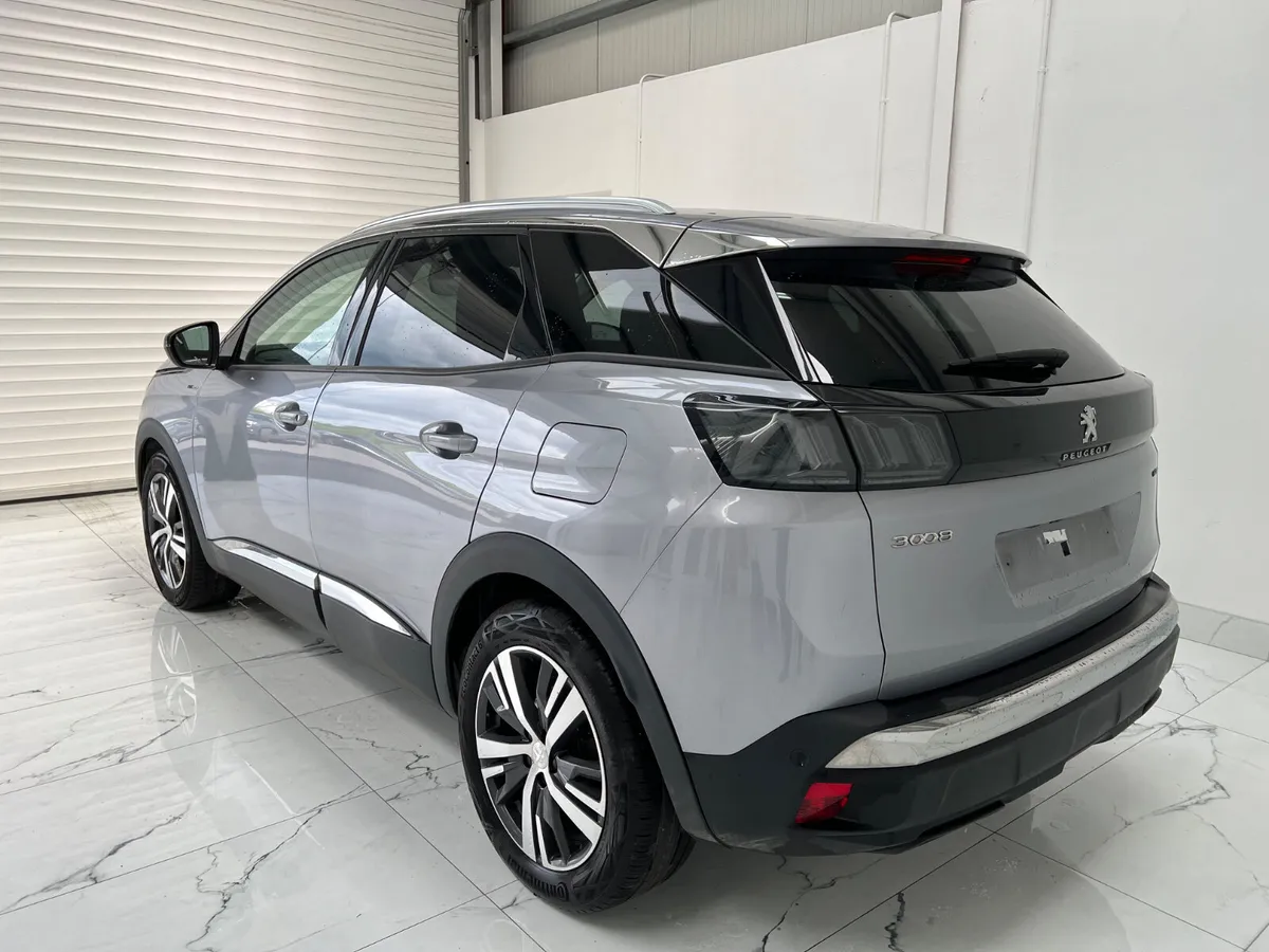 Peugeot 3008 2022 - Image 3