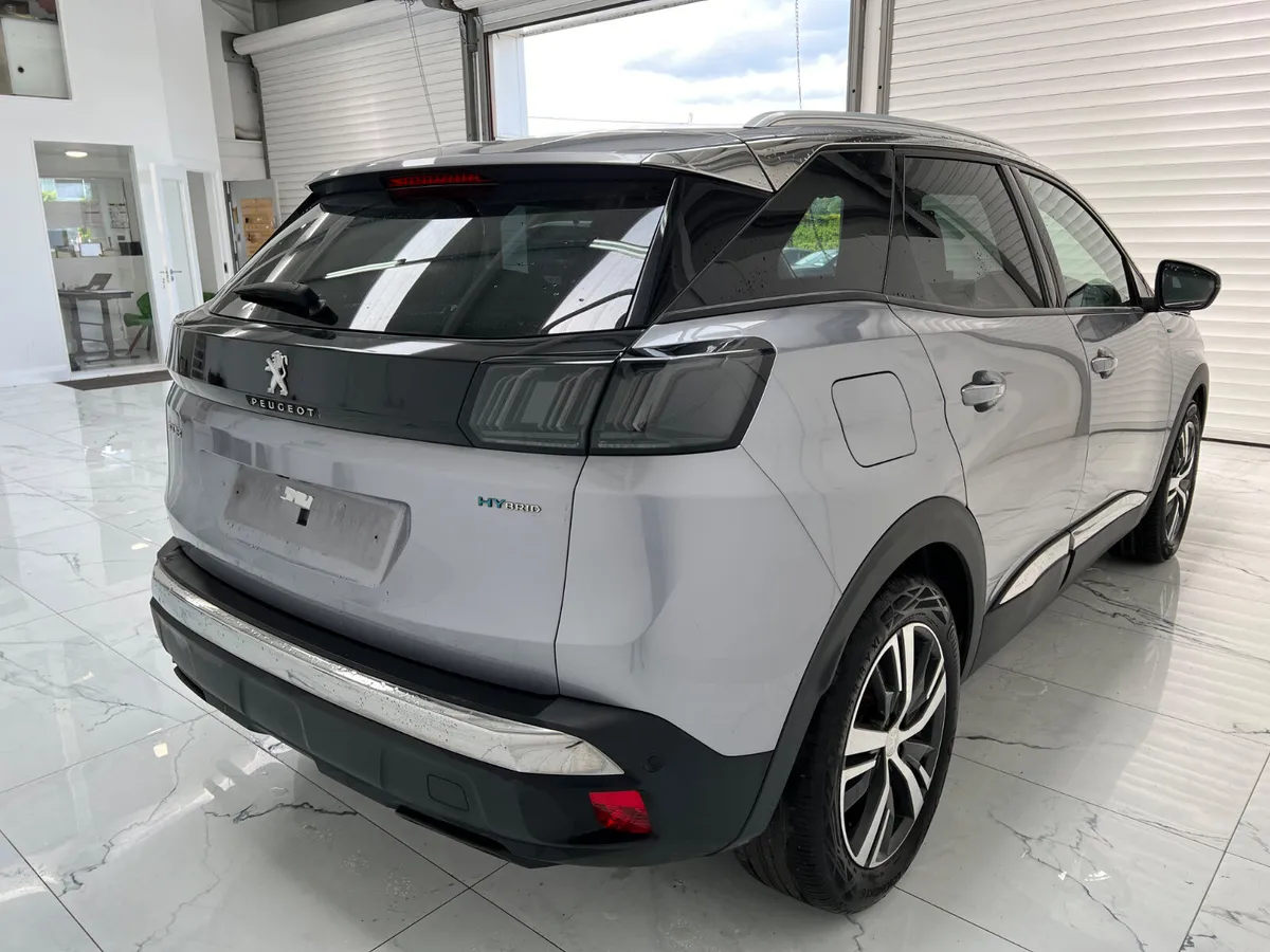 Peugeot 3008 2022 - Image 2