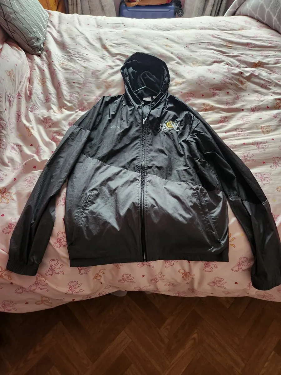 AEW Jacket - Image 2