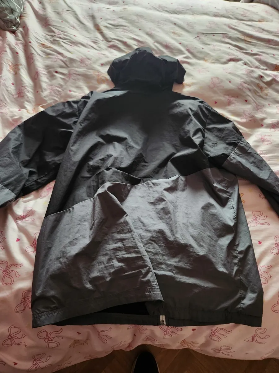 AEW Jacket - Image 3