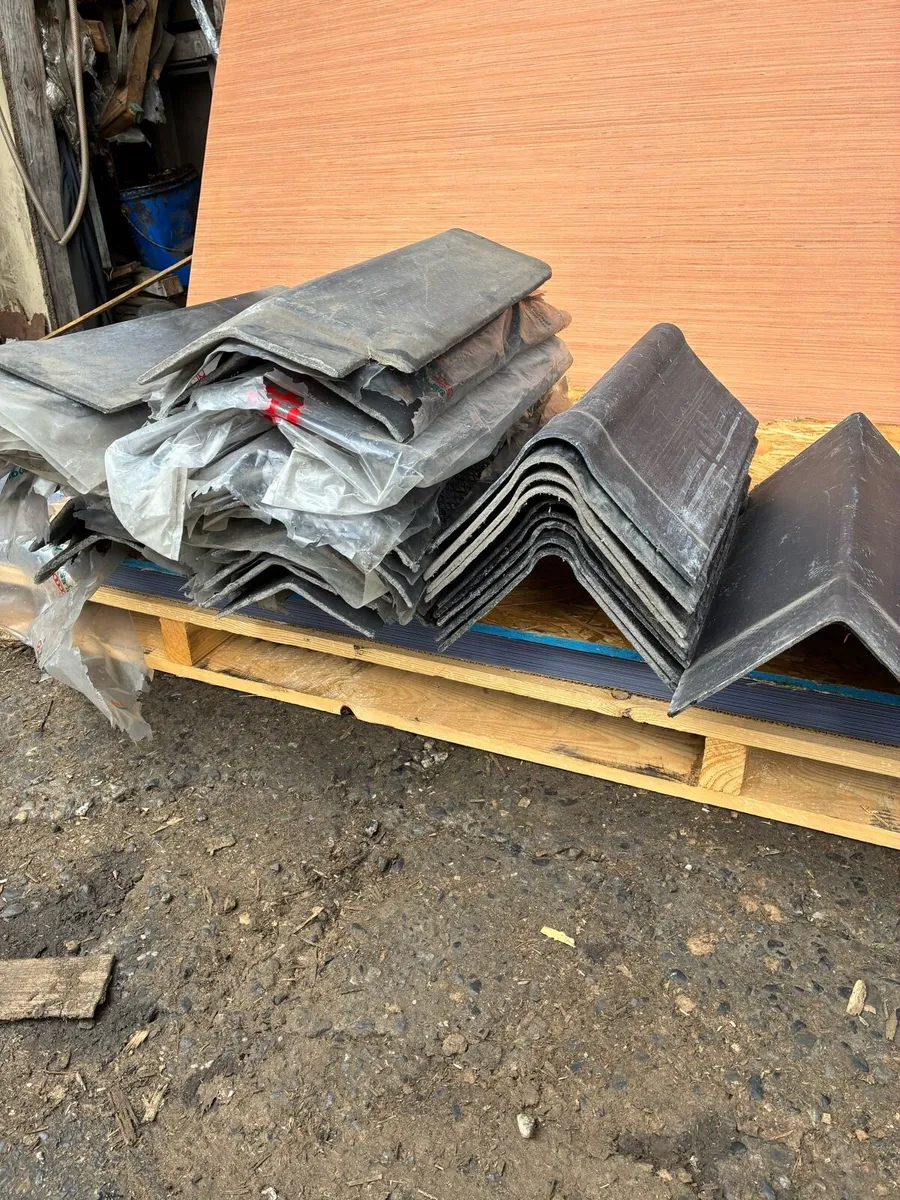 Ridge caps - Image 1