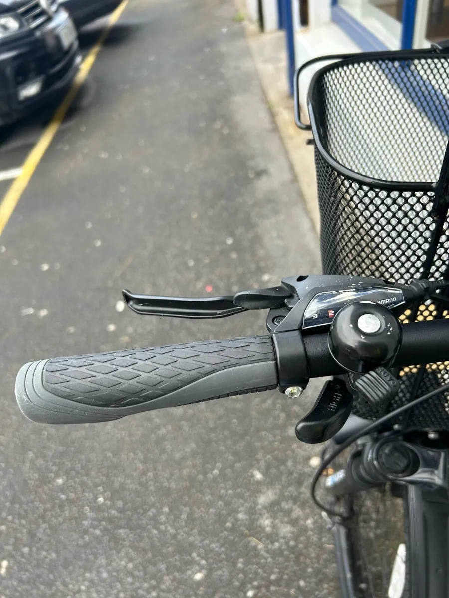 Carrera bicycle - Image 4