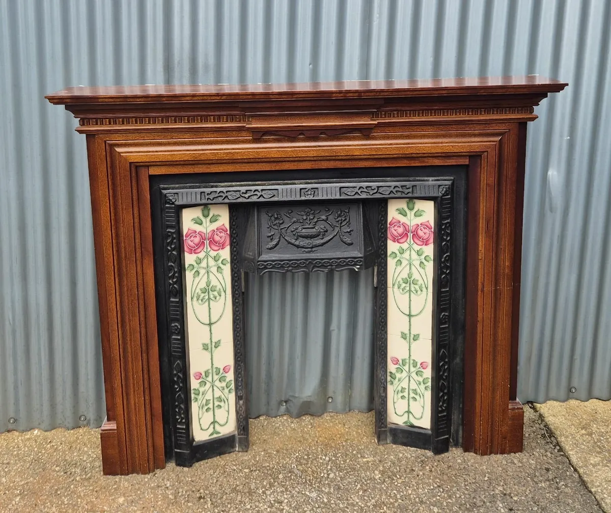 Mahogany Fireplace Surround & Cast Iron Inset - Image 1