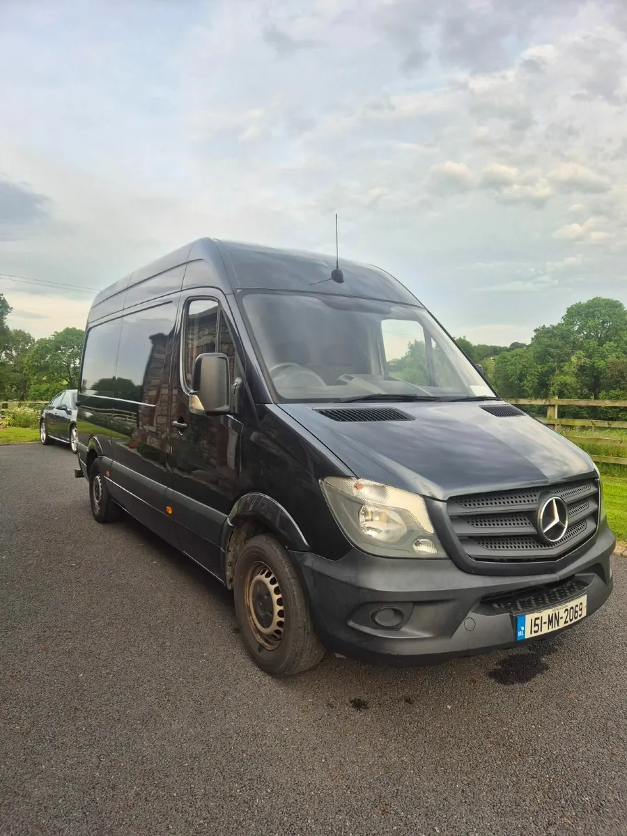 Mercedes-Benz Sprinter 2015 - Image 2